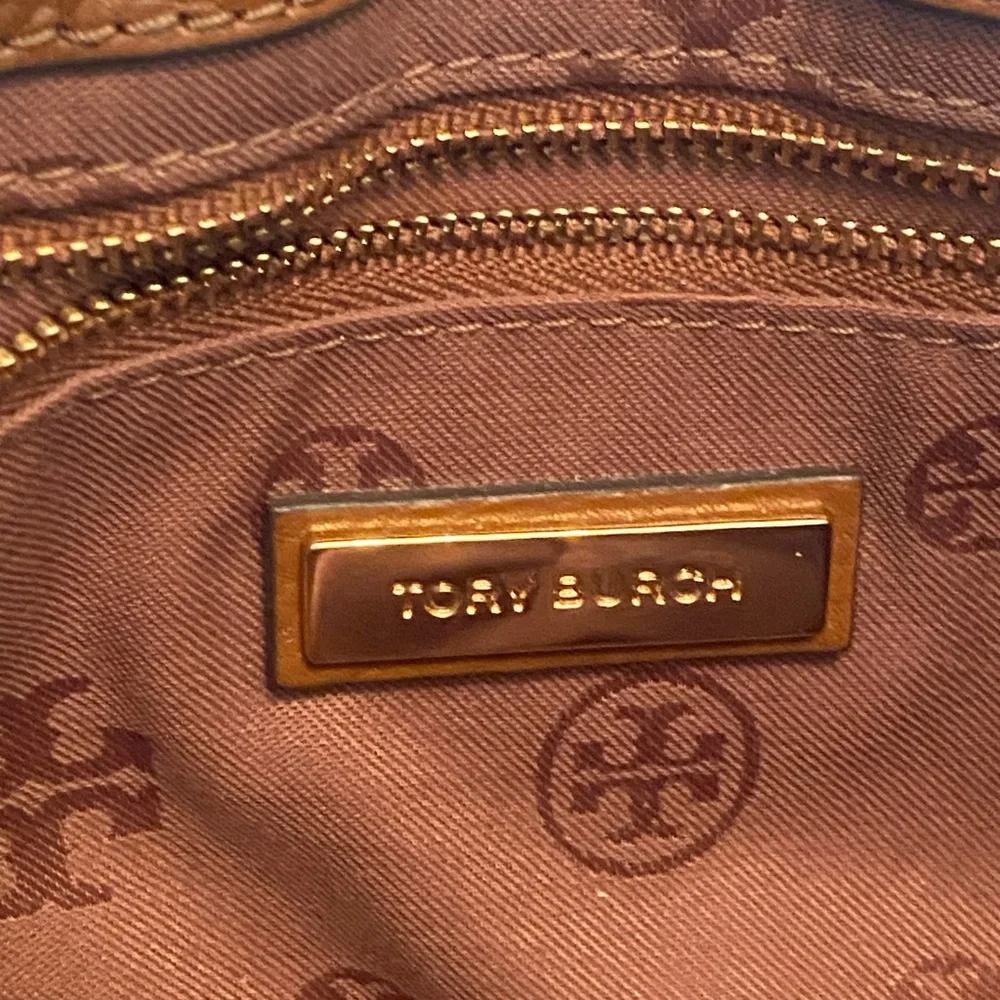 Tory Burch Tan Structured Tote with Gold Logo - Picture 5 of 10